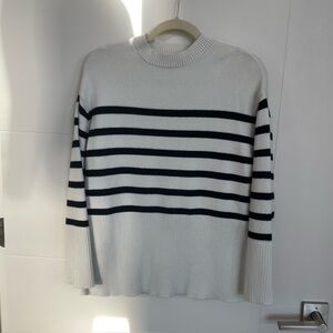 🌟Striped Black and White Sweater🌟, Small